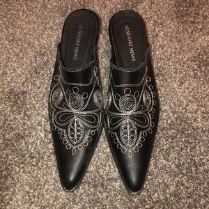 Embroidered Cowboy Style Mules